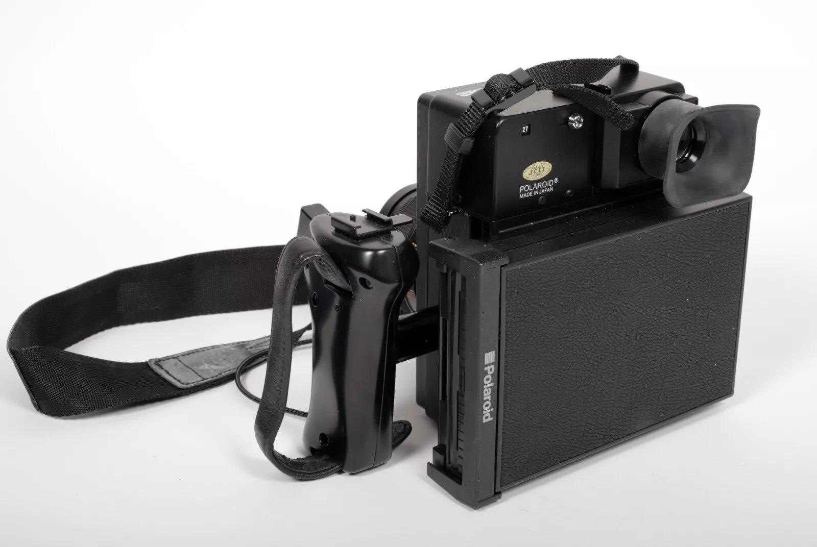Polaroid 600 SE camera with 127mm F4.7 lens + back #5898 | CatLABS Polaroid 600 SE camera with 127mm F4.7 lens + back #5898 | CatLABS